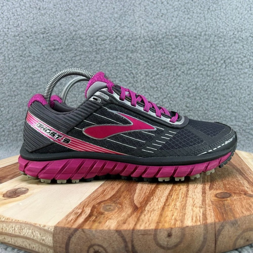 Brooks Ghost 9 Women's Running Sneakers in Black and Pink